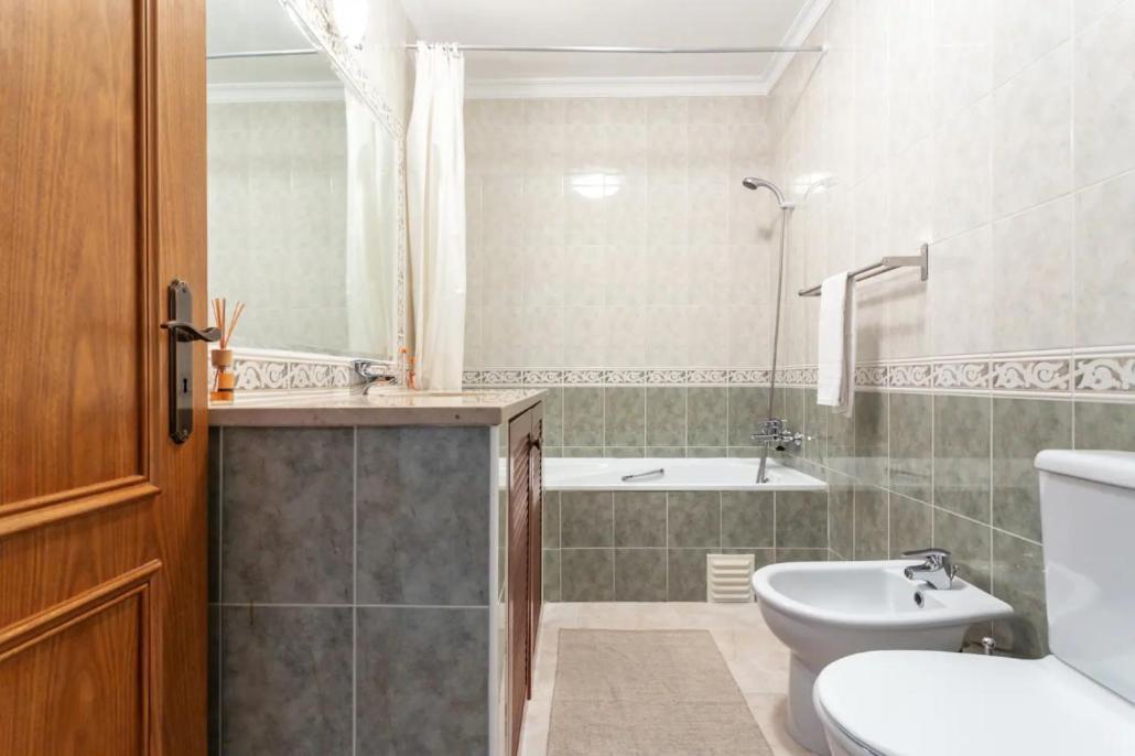 Blife Vitorya Private Rooms Фару Экстерьер фото